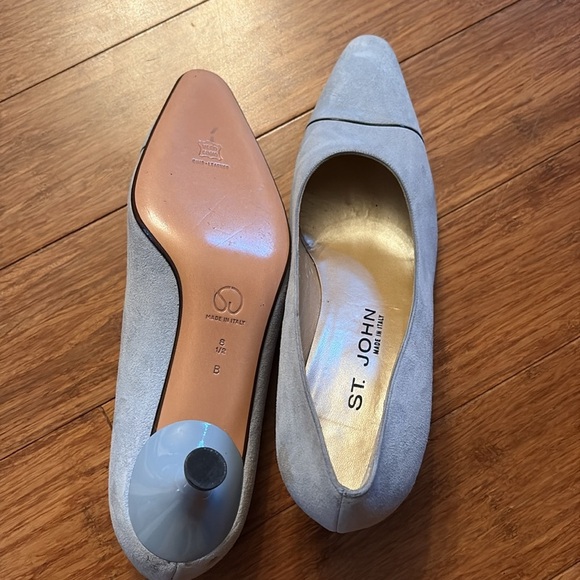 St. John Light blue suede Heels - kitten heel - women’s size 8.5 - Picture 7 of 9